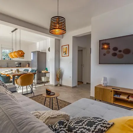 بيت للعطل Pet Friendly In فودنيان