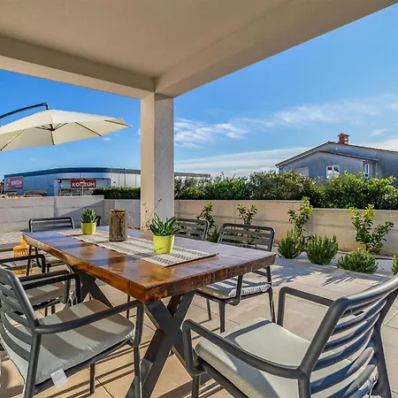 Ferienhaus Pet Friendly In Vodnjan